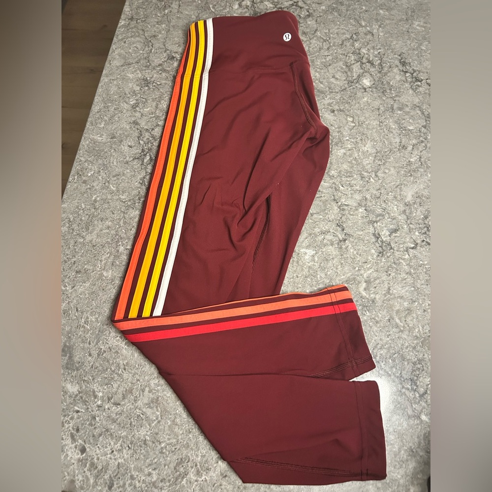 Lululemon Take a Hint 7/8 Tight *25” - Deep Rouge